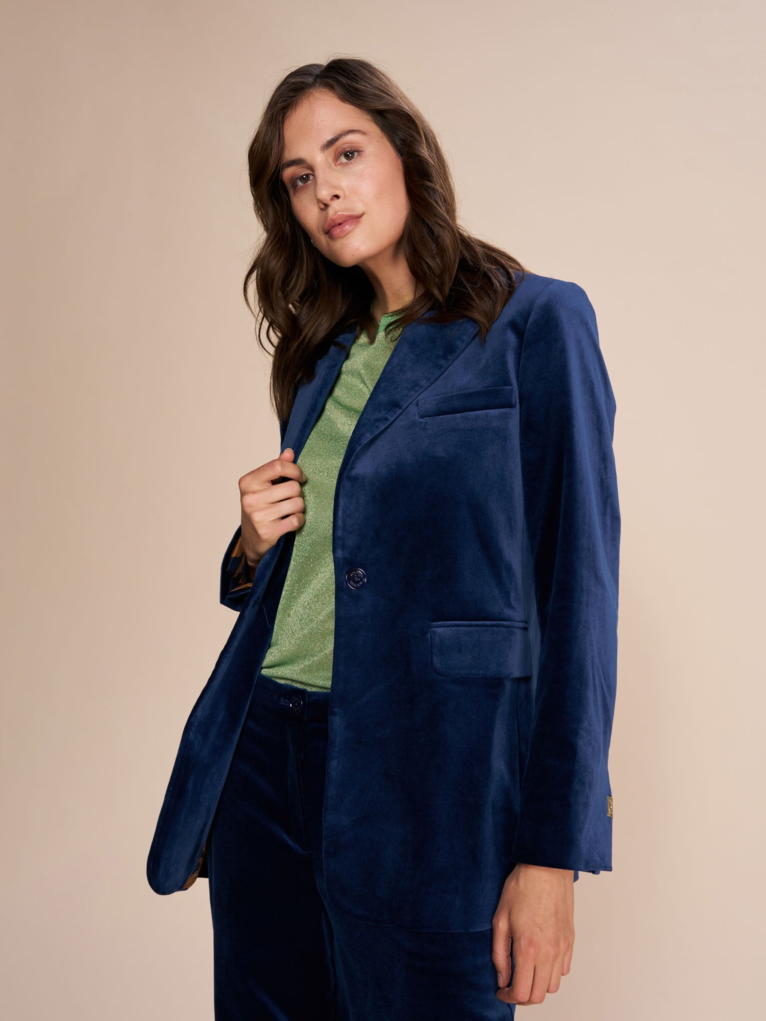 Modelshot / Pageant Blue / Detail